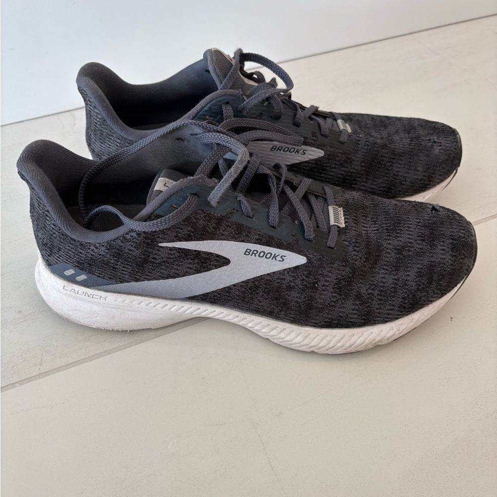 Brooks Launch 8 Women’s Running Shoes Size 12 Black Gray